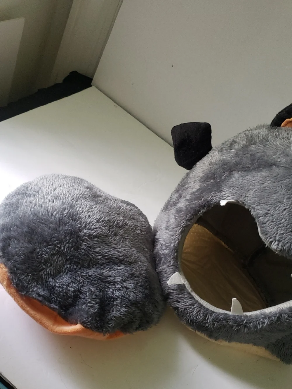 Small Animal Bat Bed Hideaway Hamsters Rabbit Kittens Guinea Pigs Chinchillas